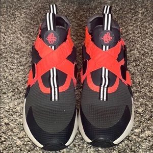 Wmns Air Huarache City